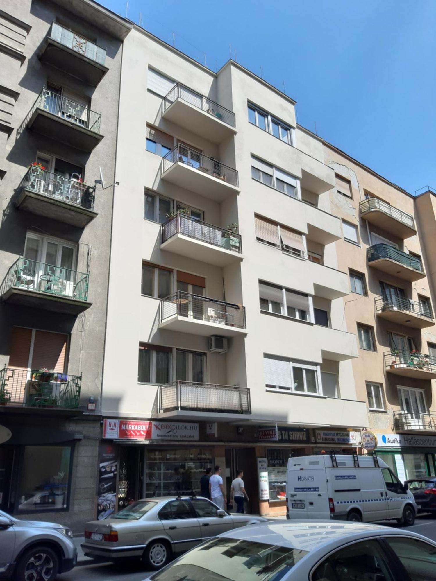 Fornax With Balcony Appartamento Budapest